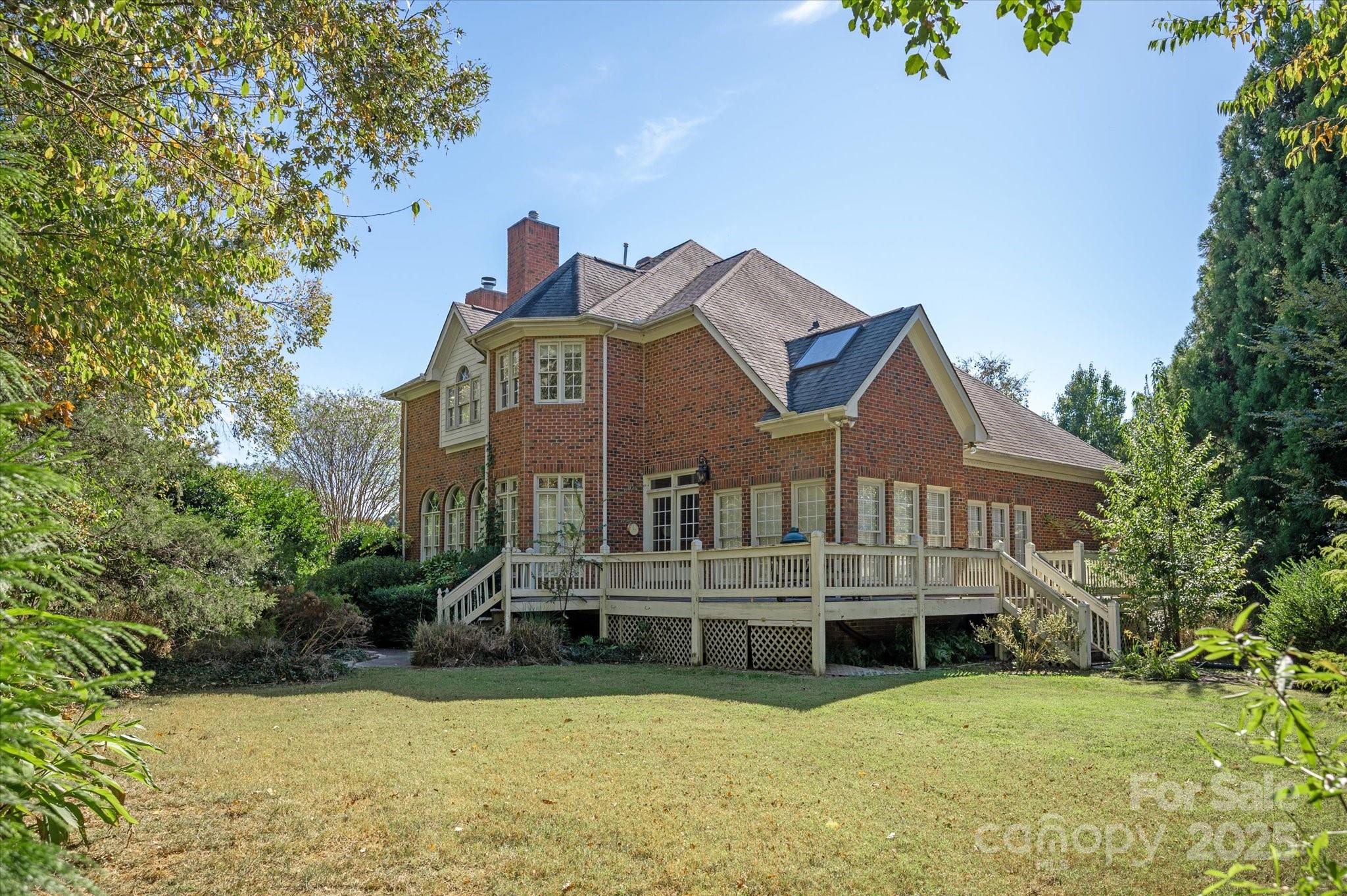 405 Valley Run Drive