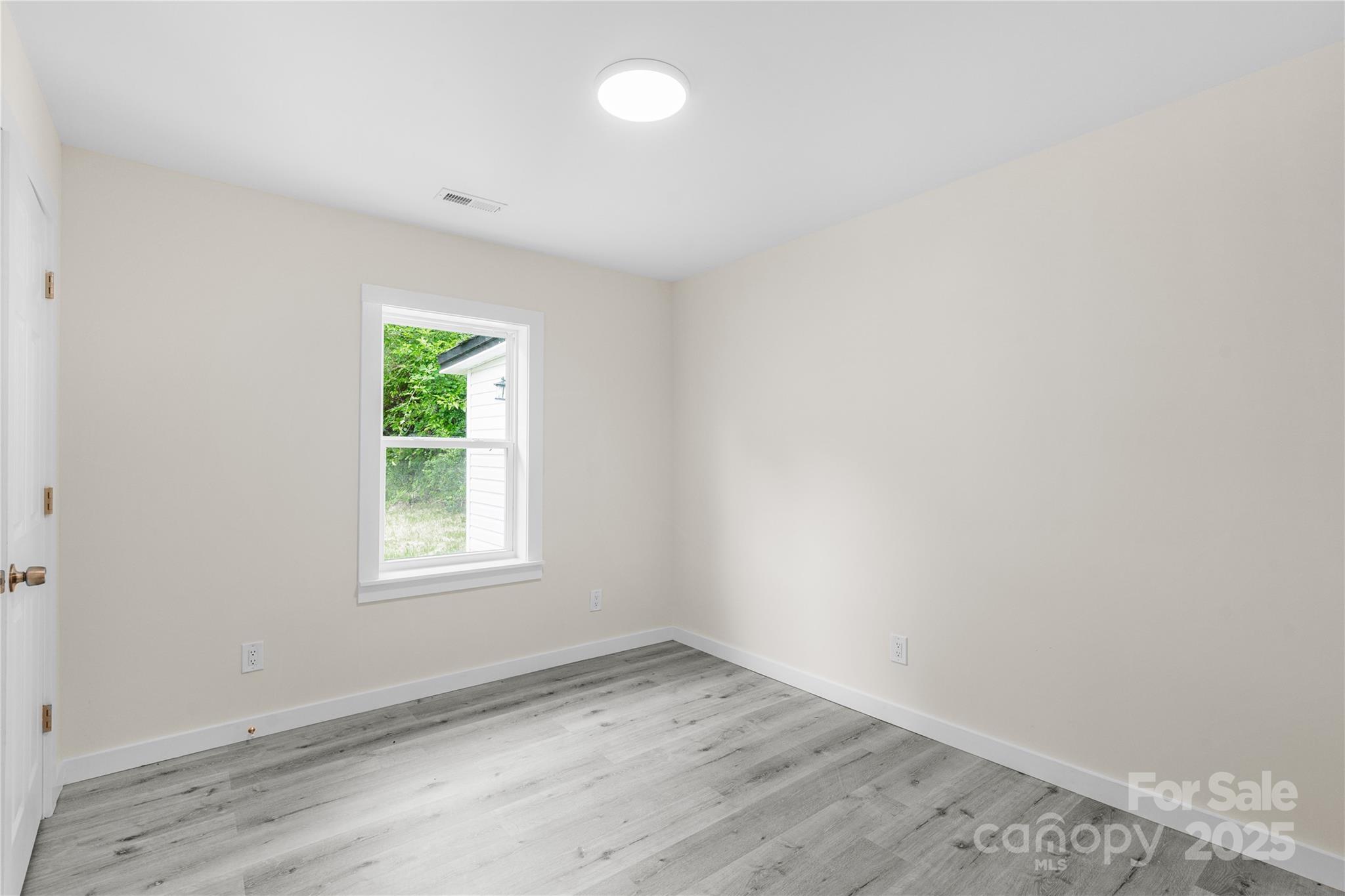 1017 W Fisher Street