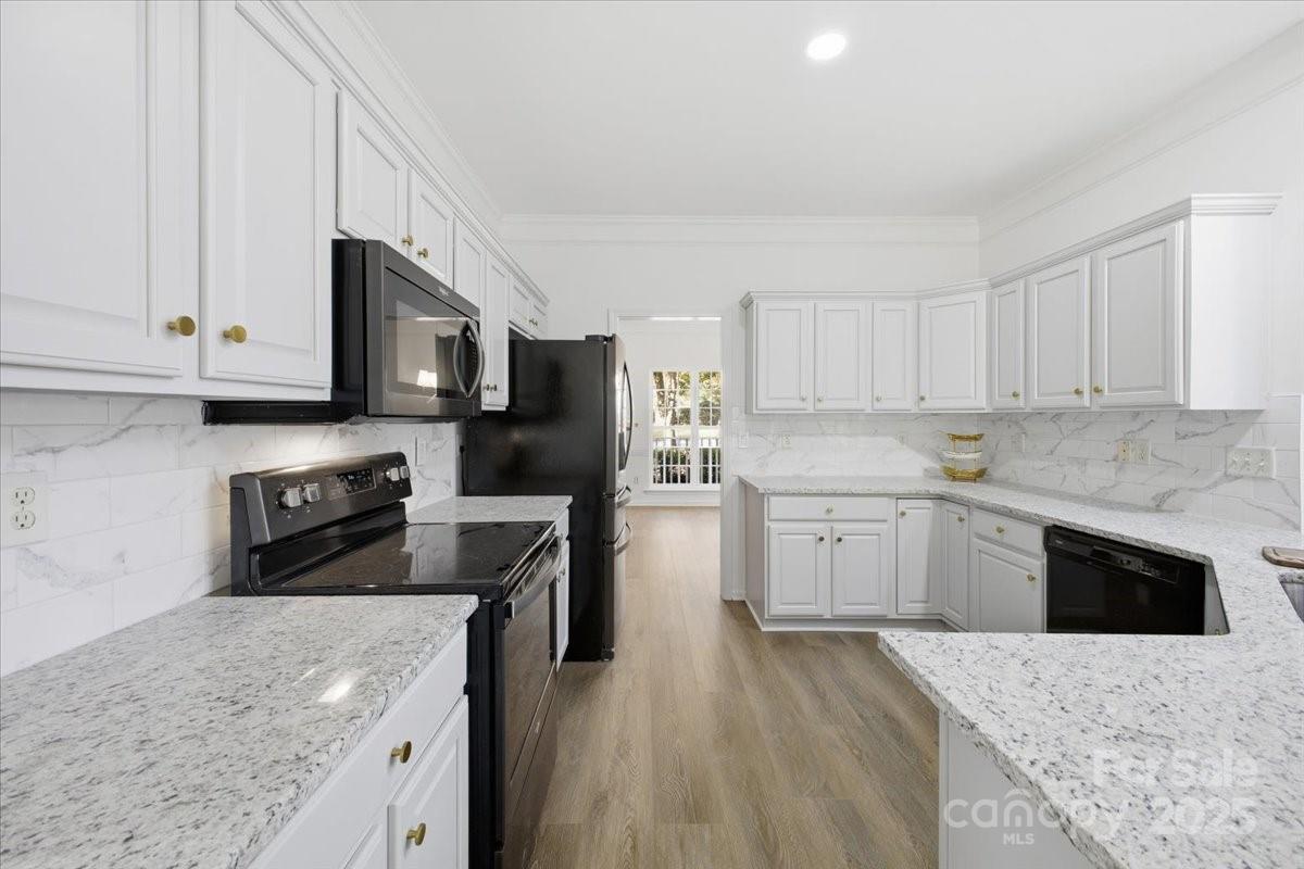 7709 Sedgebrook Drive E