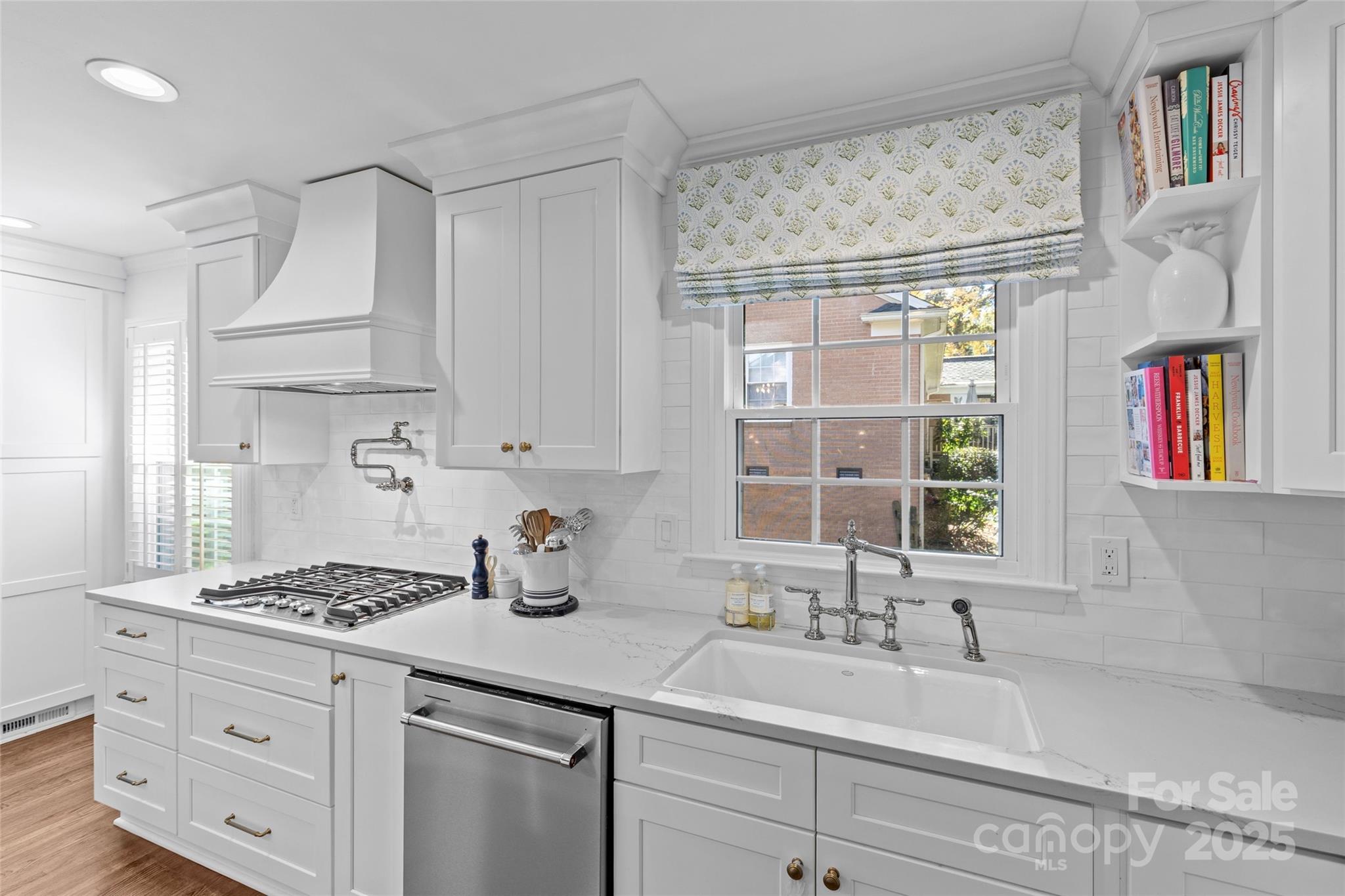 7526 Whistlestop Road