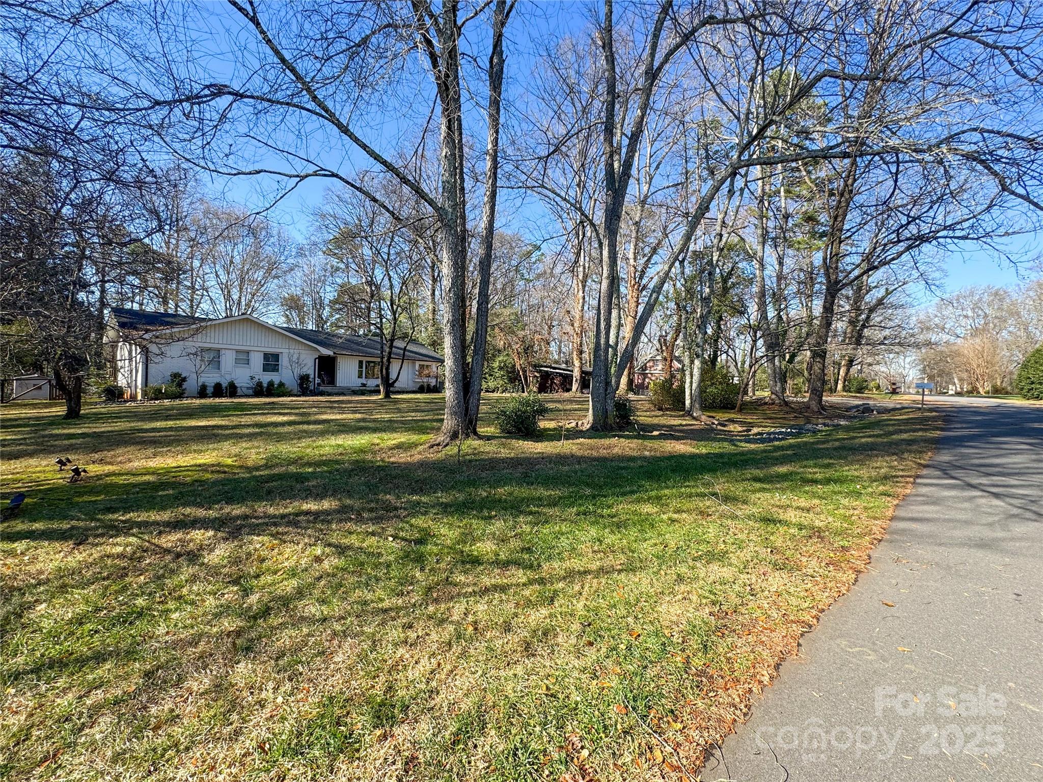 4640 Town and Country Drive