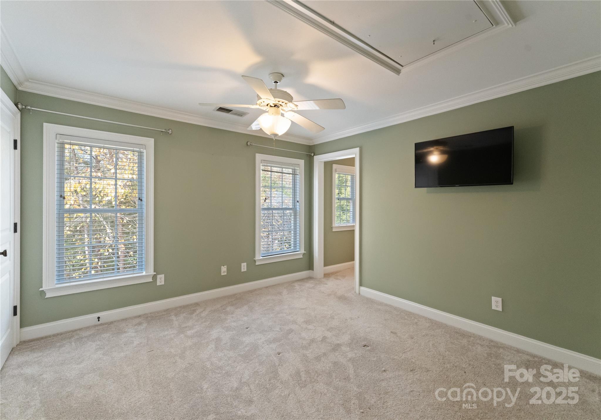 6412 Robin Hollow Drive