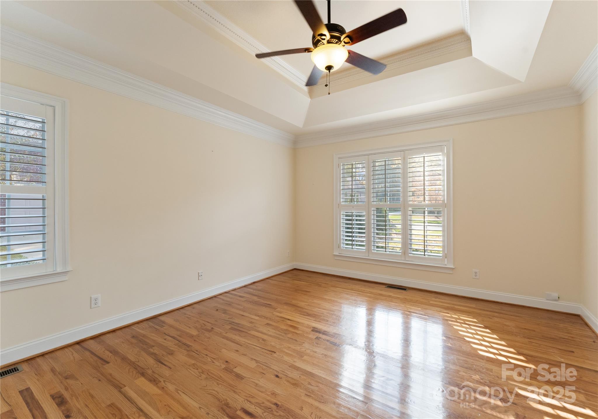 6412 Robin Hollow Drive