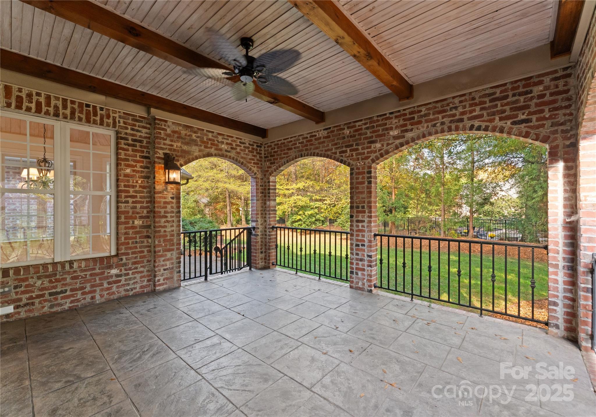 6412 Robin Hollow Drive