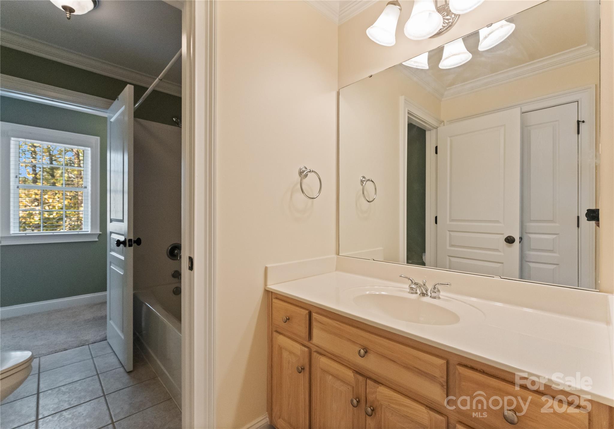 6412 Robin Hollow Drive