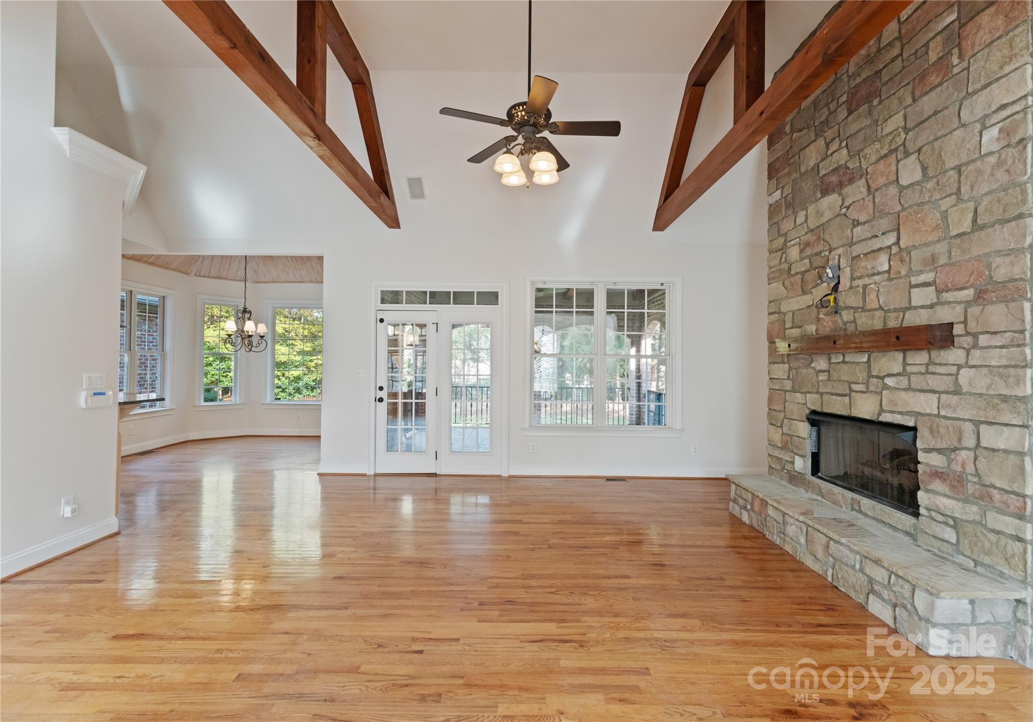 6412 Robin Hollow Drive