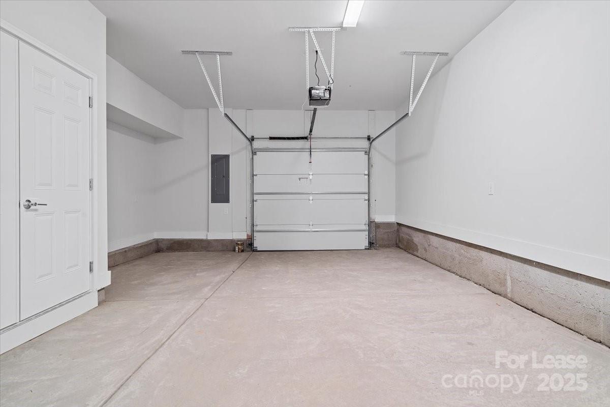 12147 Brooklyn Avenue