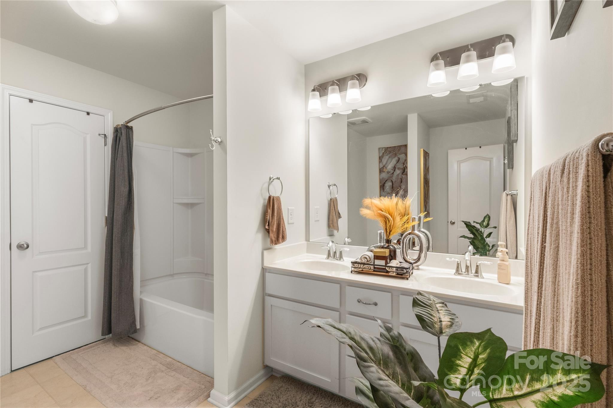 2617 Winter Thistle Way