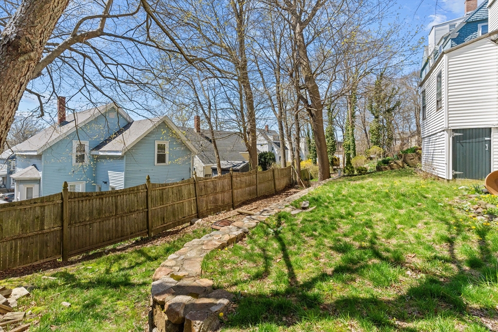 12 Highland Ave