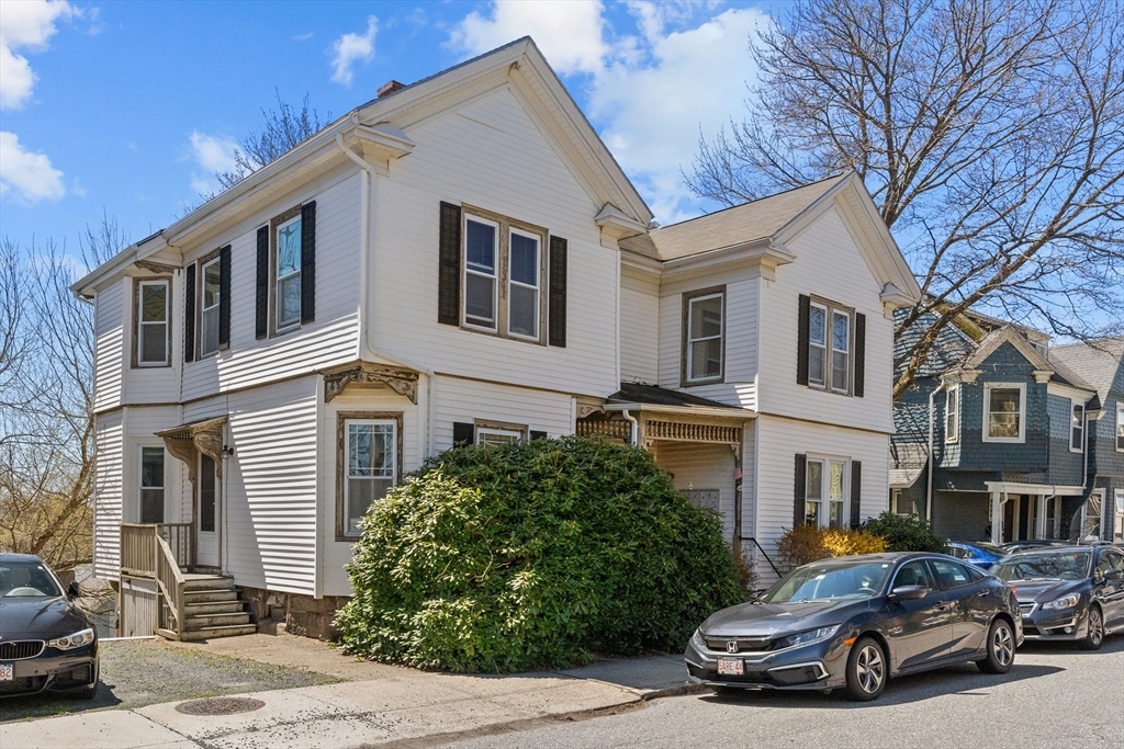 12 Highland Ave