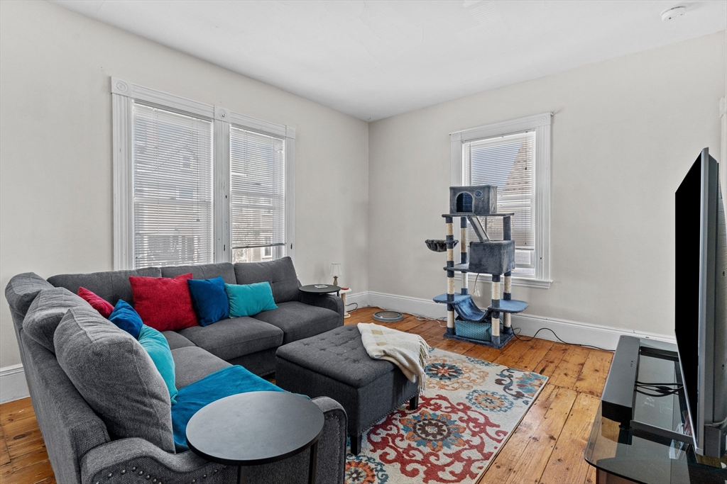 12 Highland Ave