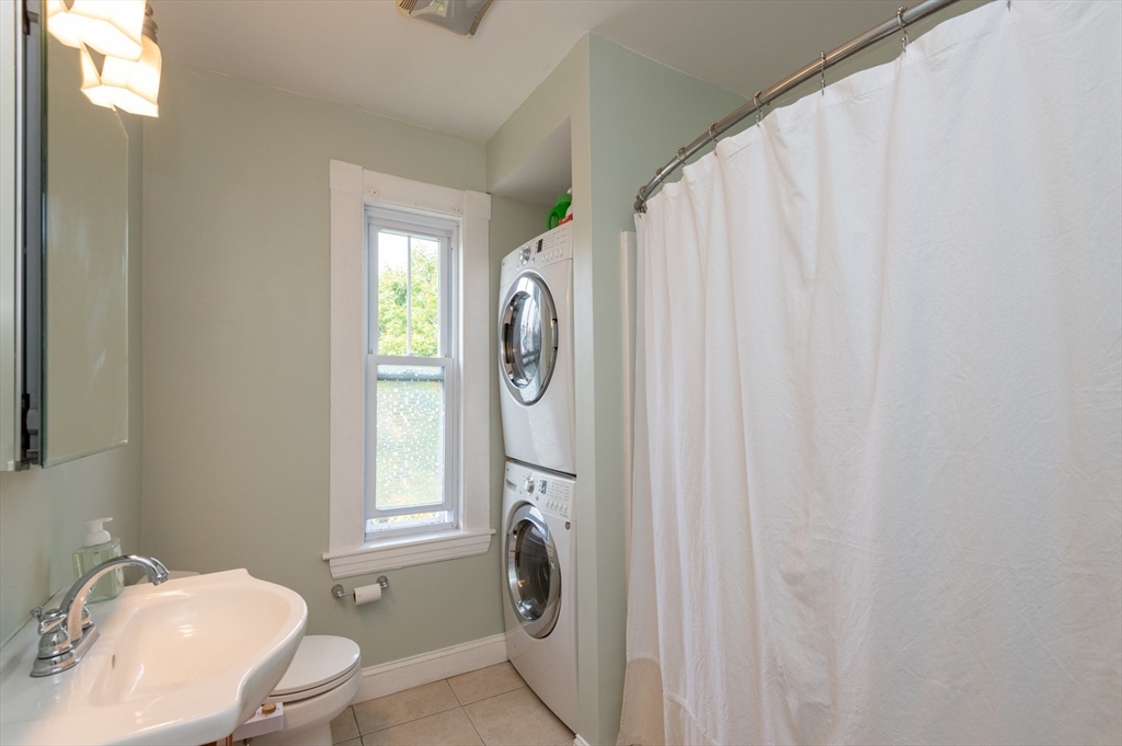 19 Gedney St. # 3