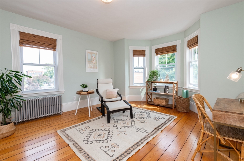 19 Gedney St. # 3