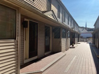 33 Maplewood Ave # 20