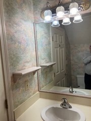 33 Maplewood Ave # 20