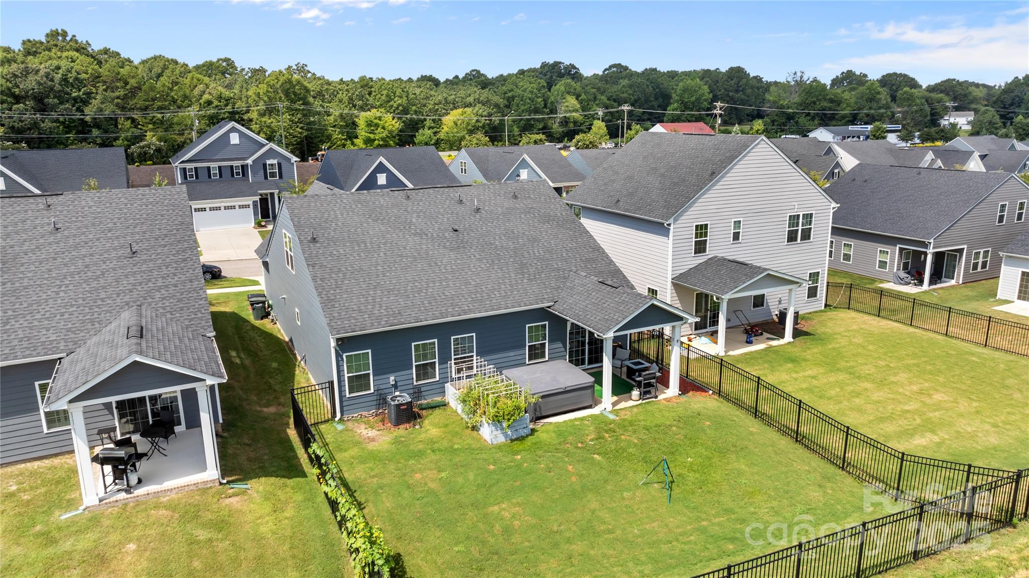 1915 Slippery Rock Lane