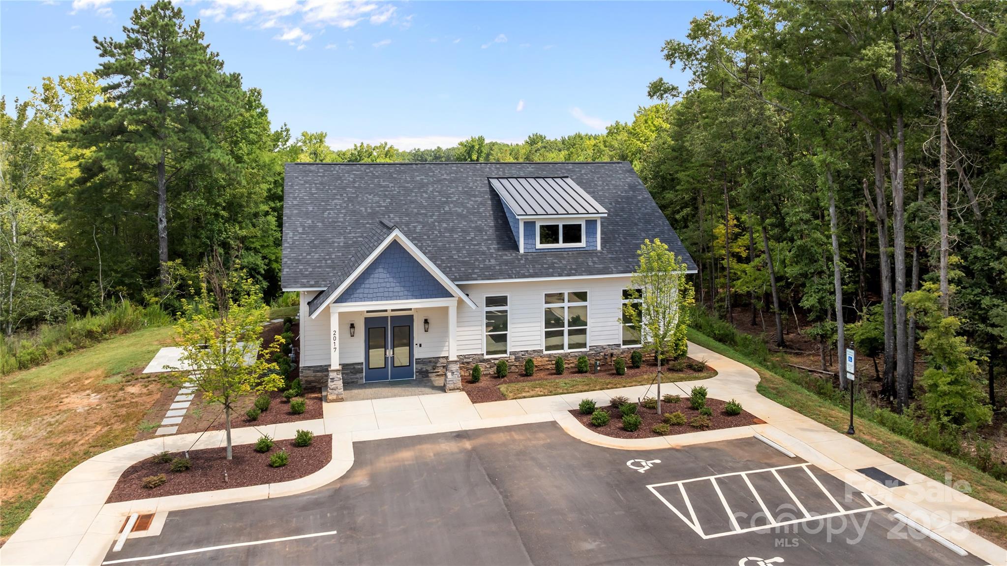 1915 Slippery Rock Lane