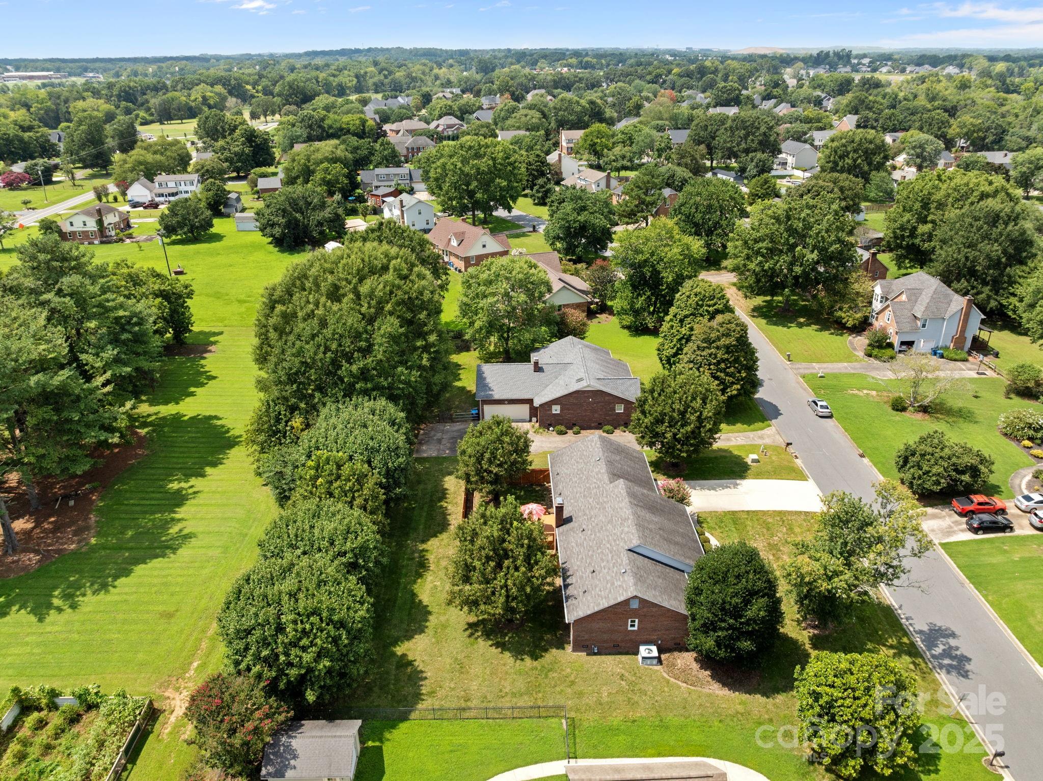 8613 Middleton Circle