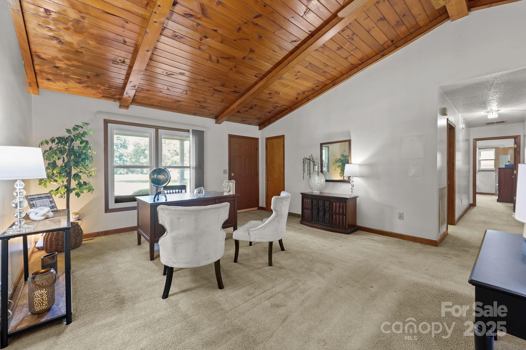 8613 Middleton Circle