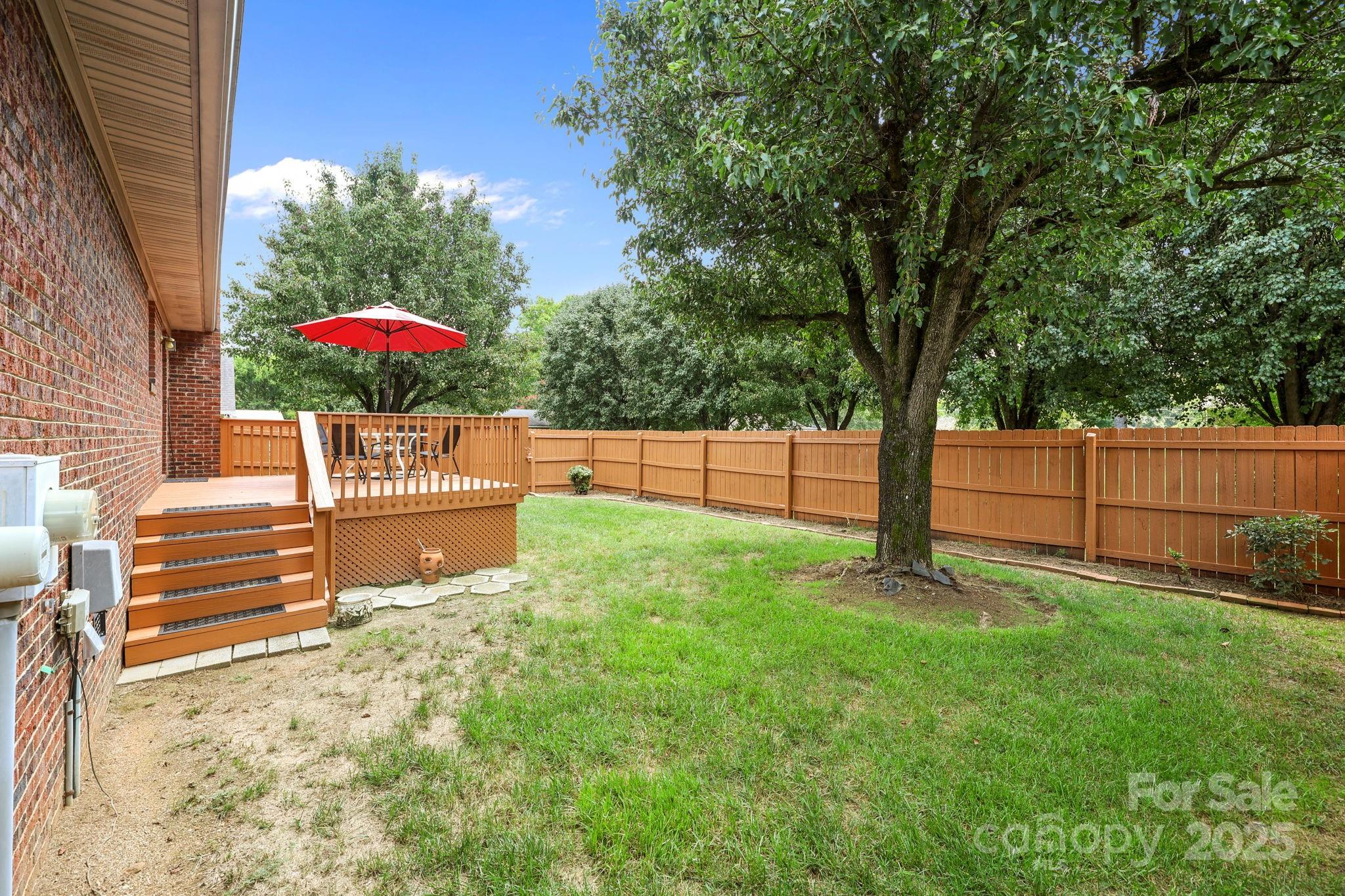 8613 Middleton Circle