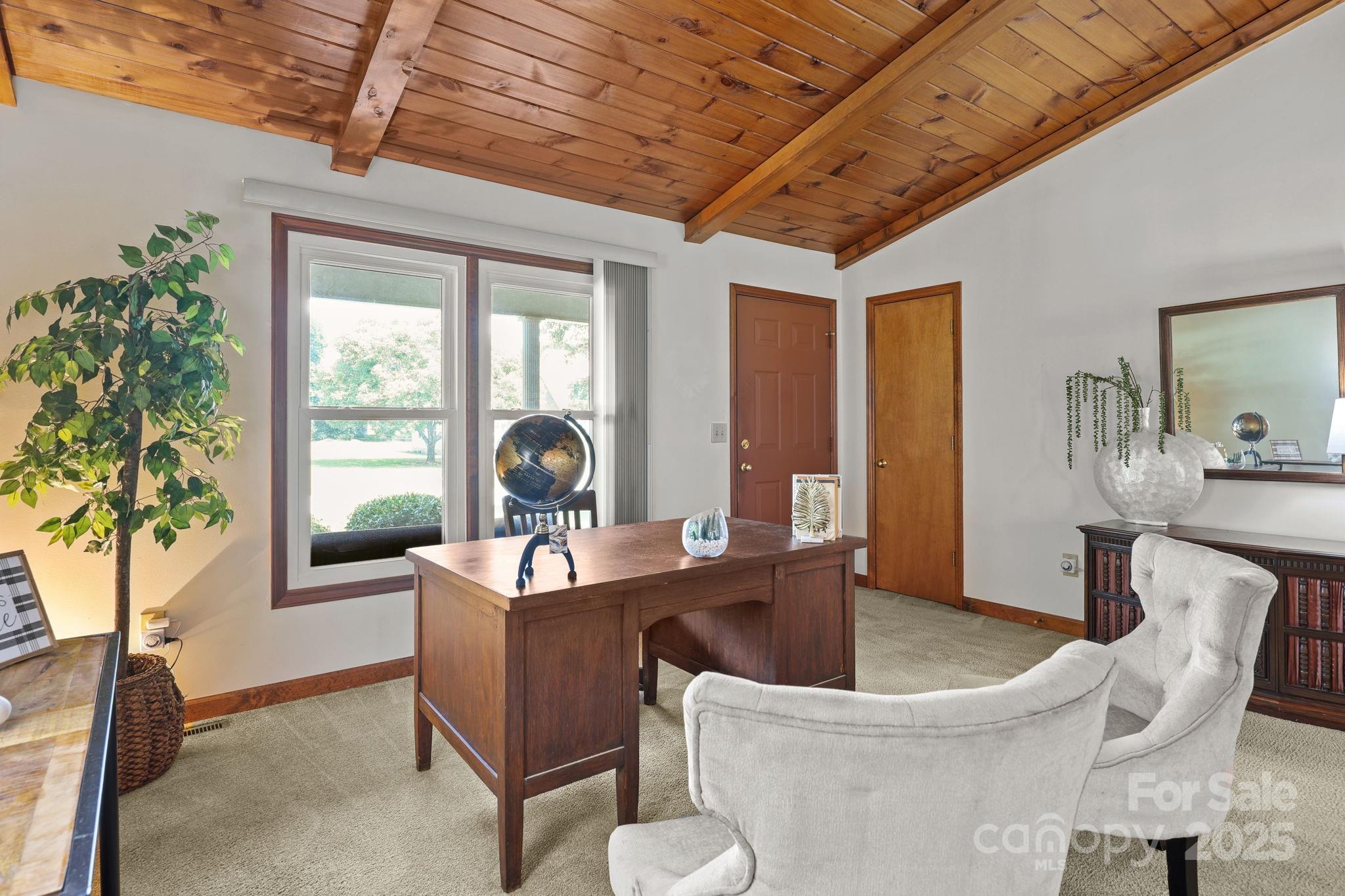 8613 Middleton Circle