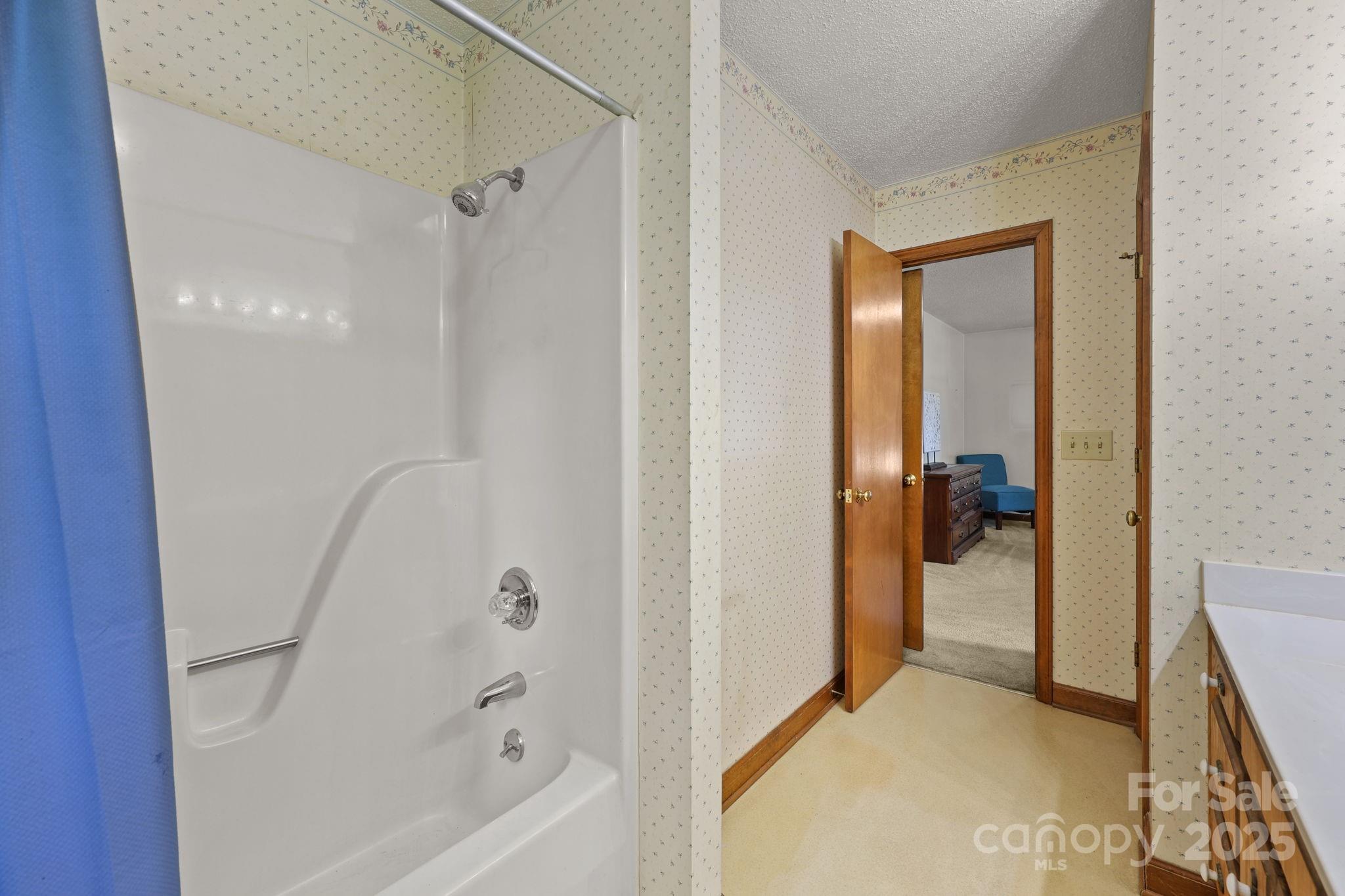 8613 Middleton Circle