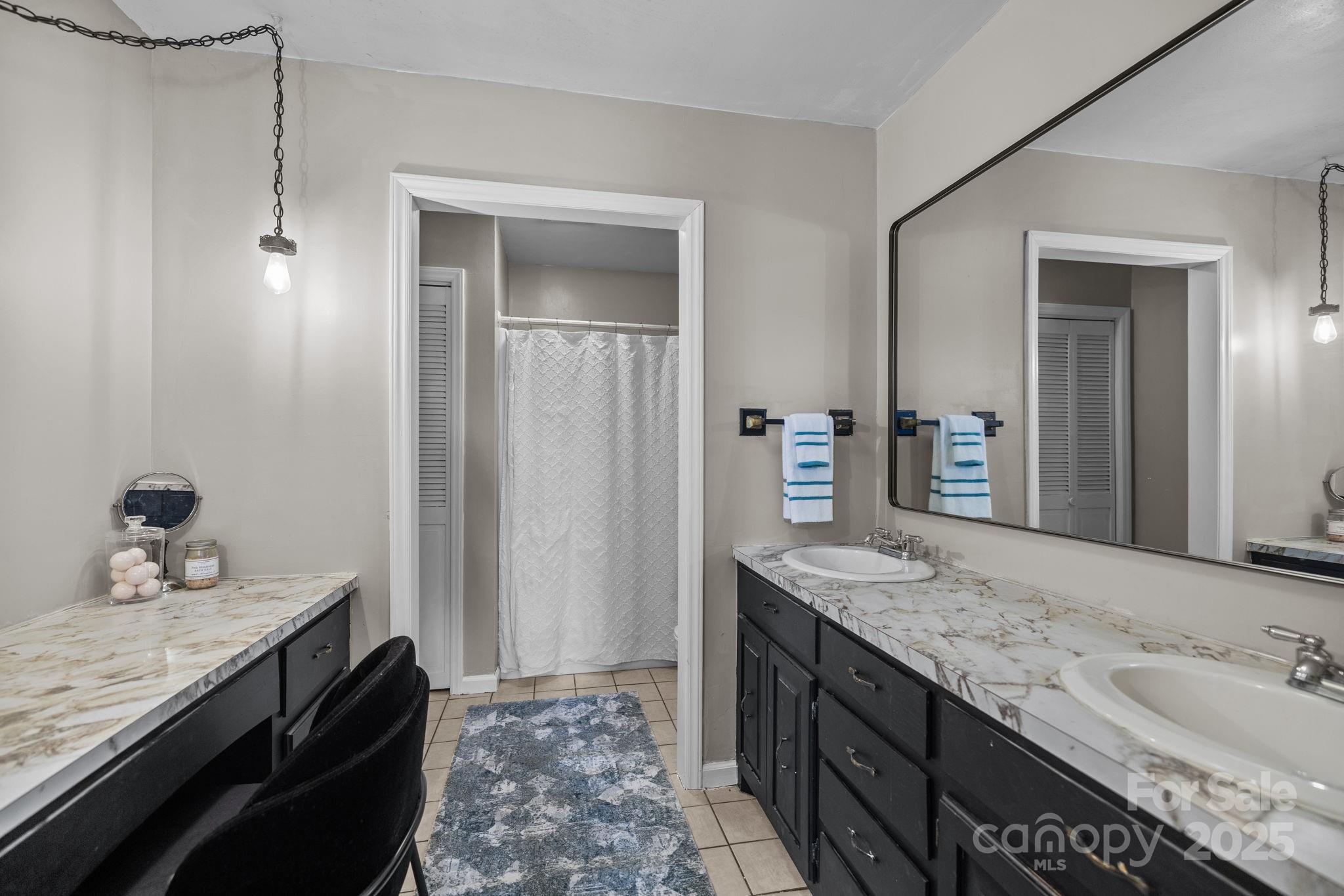 1422 Old Peachland Road