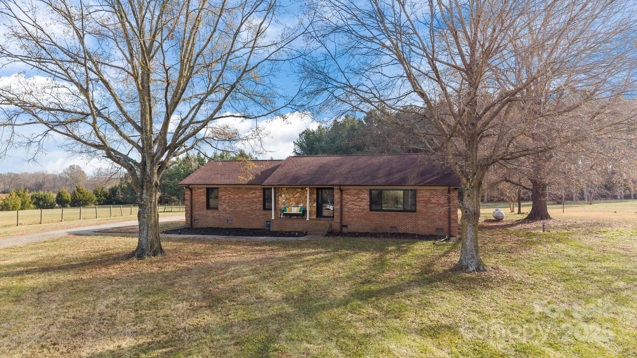 1422 Old Peachland Road