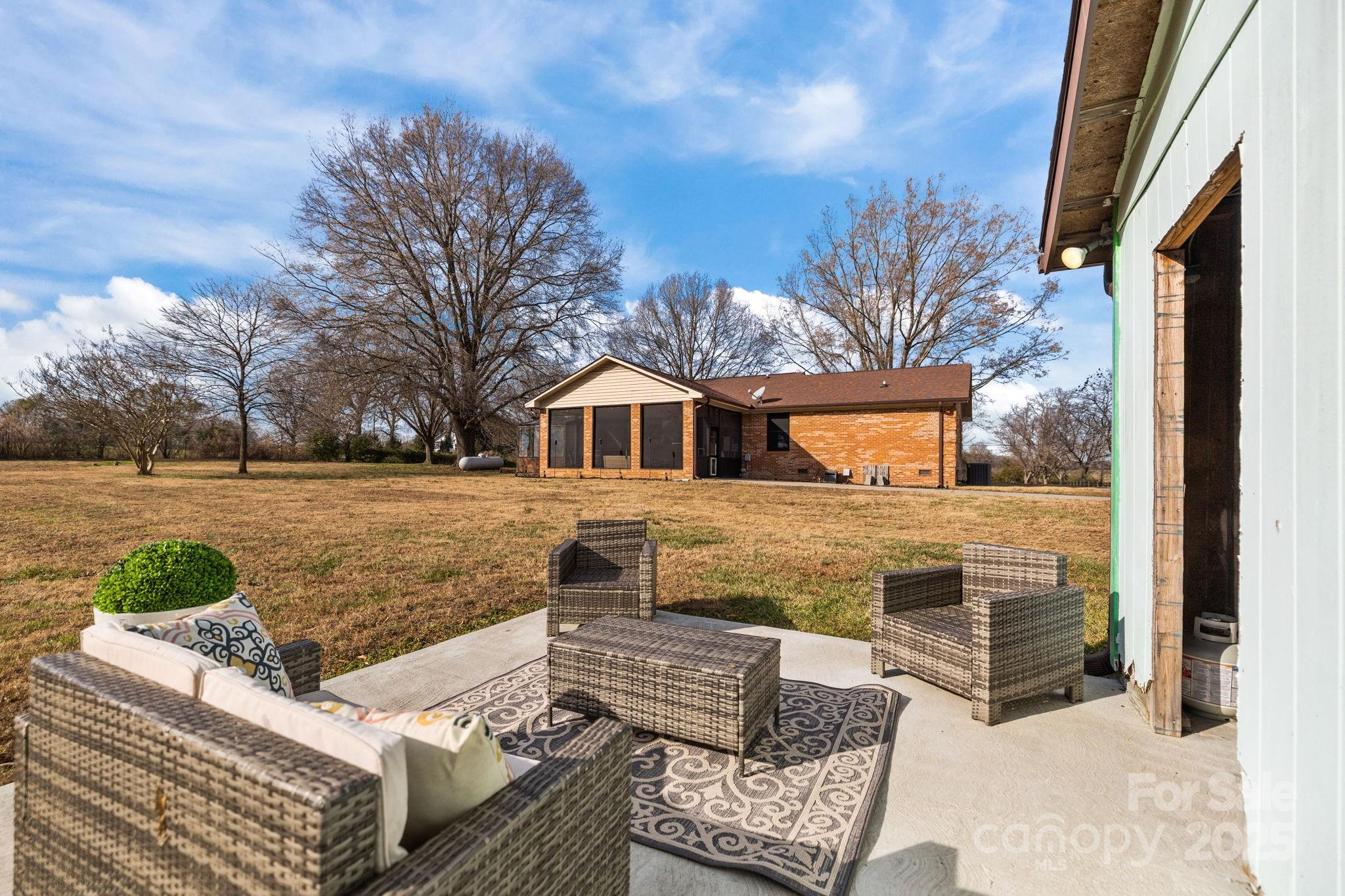 1422 Old Peachland Road