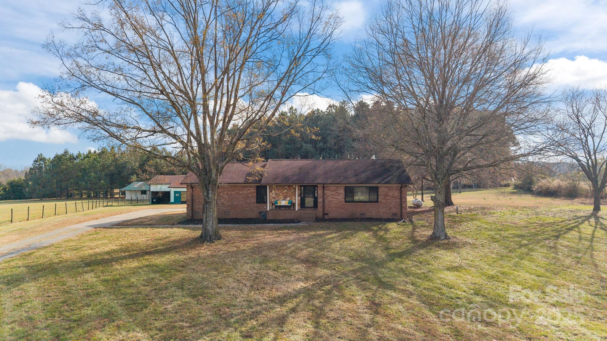 1422 Old Peachland Road