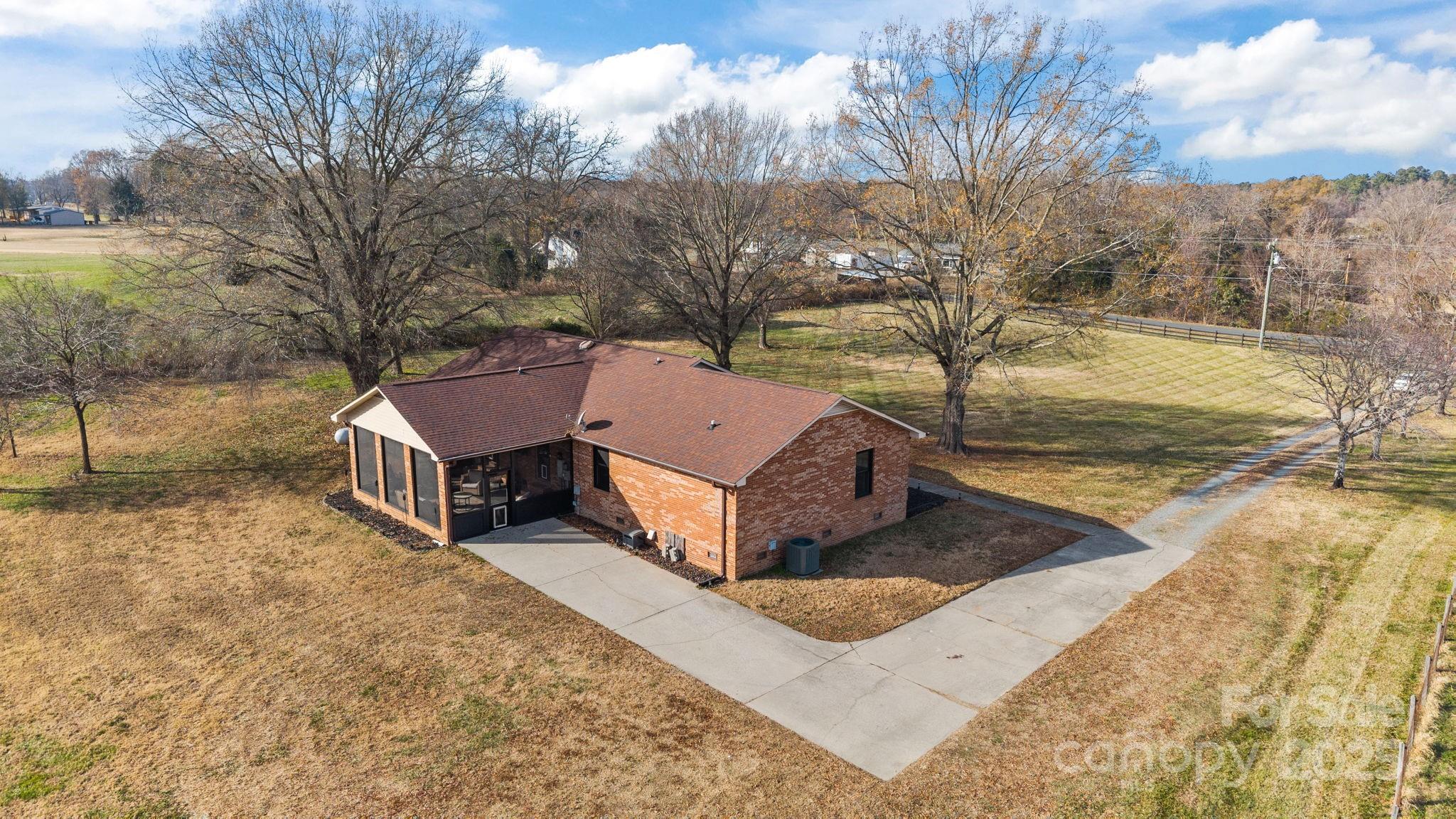 1422 Old Peachland Road