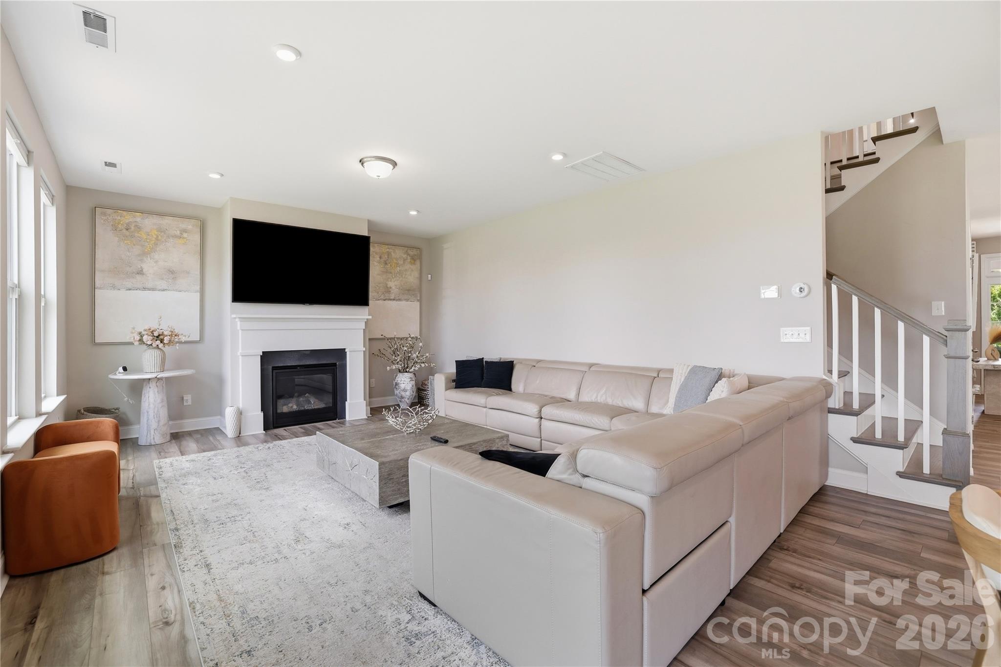 6012 Millbridge Parkway