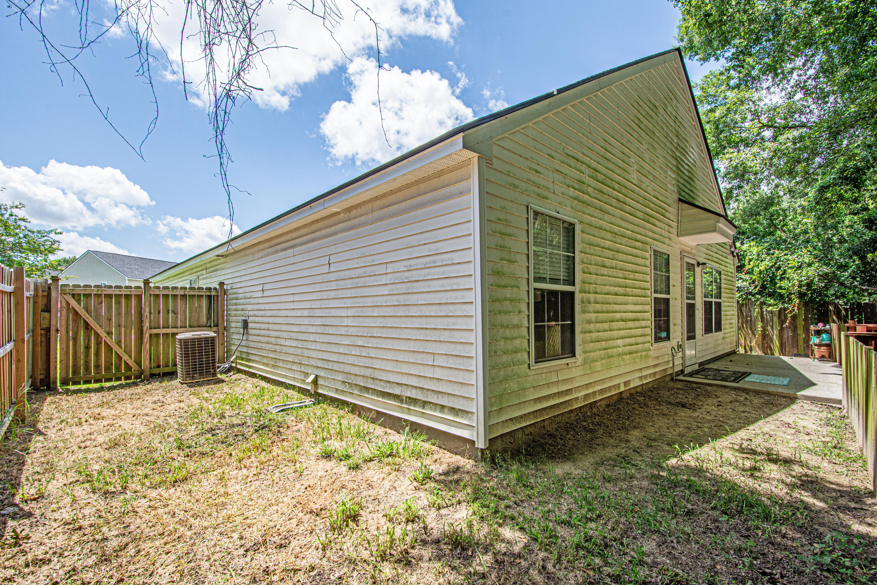 1012 Deerberry Road