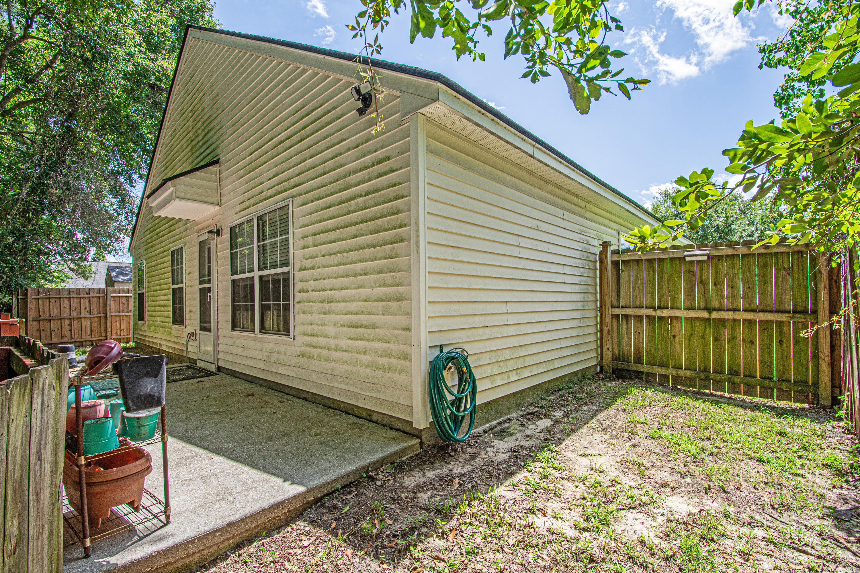 1012 Deerberry Road