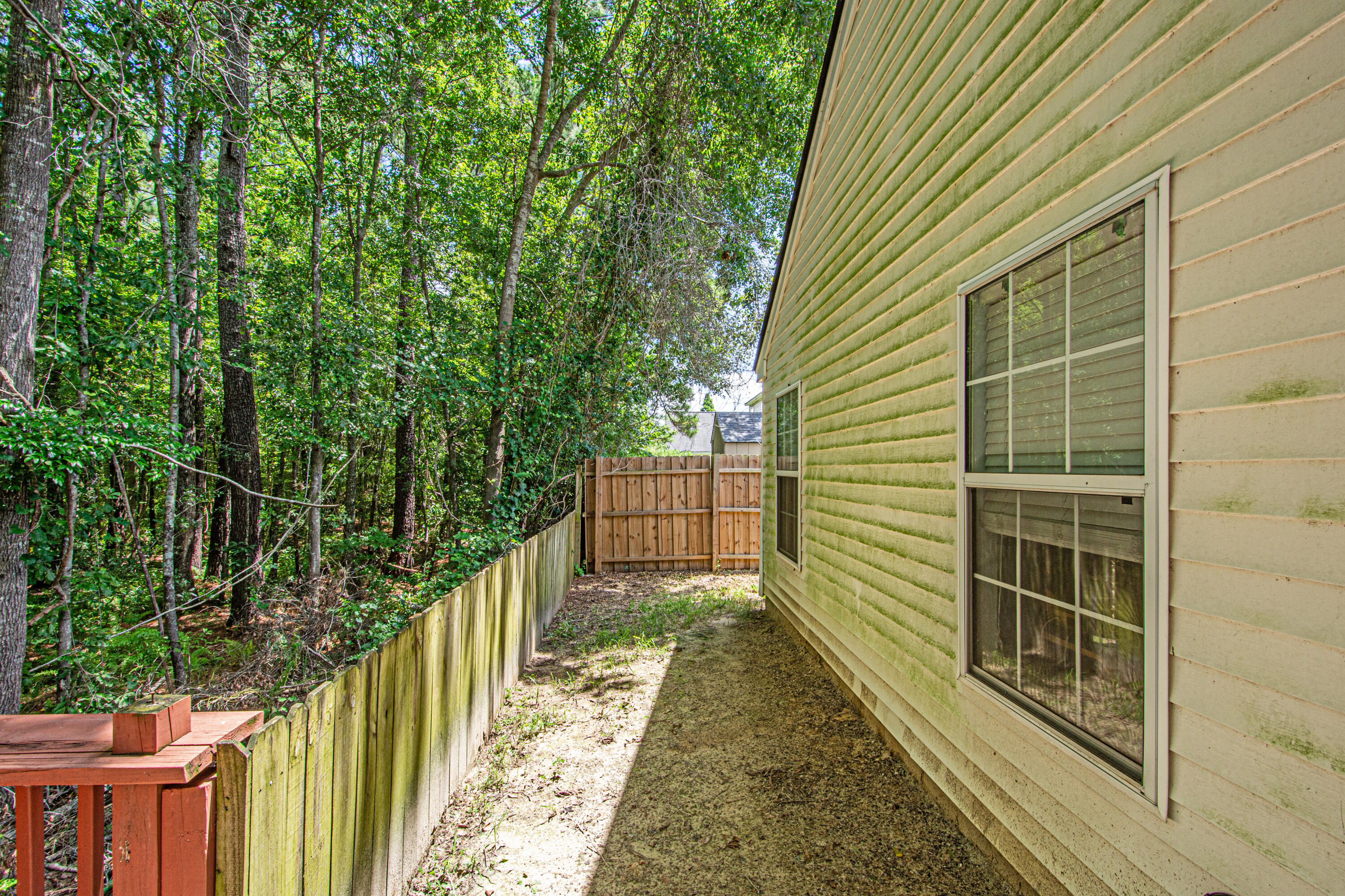 1012 Deerberry Road