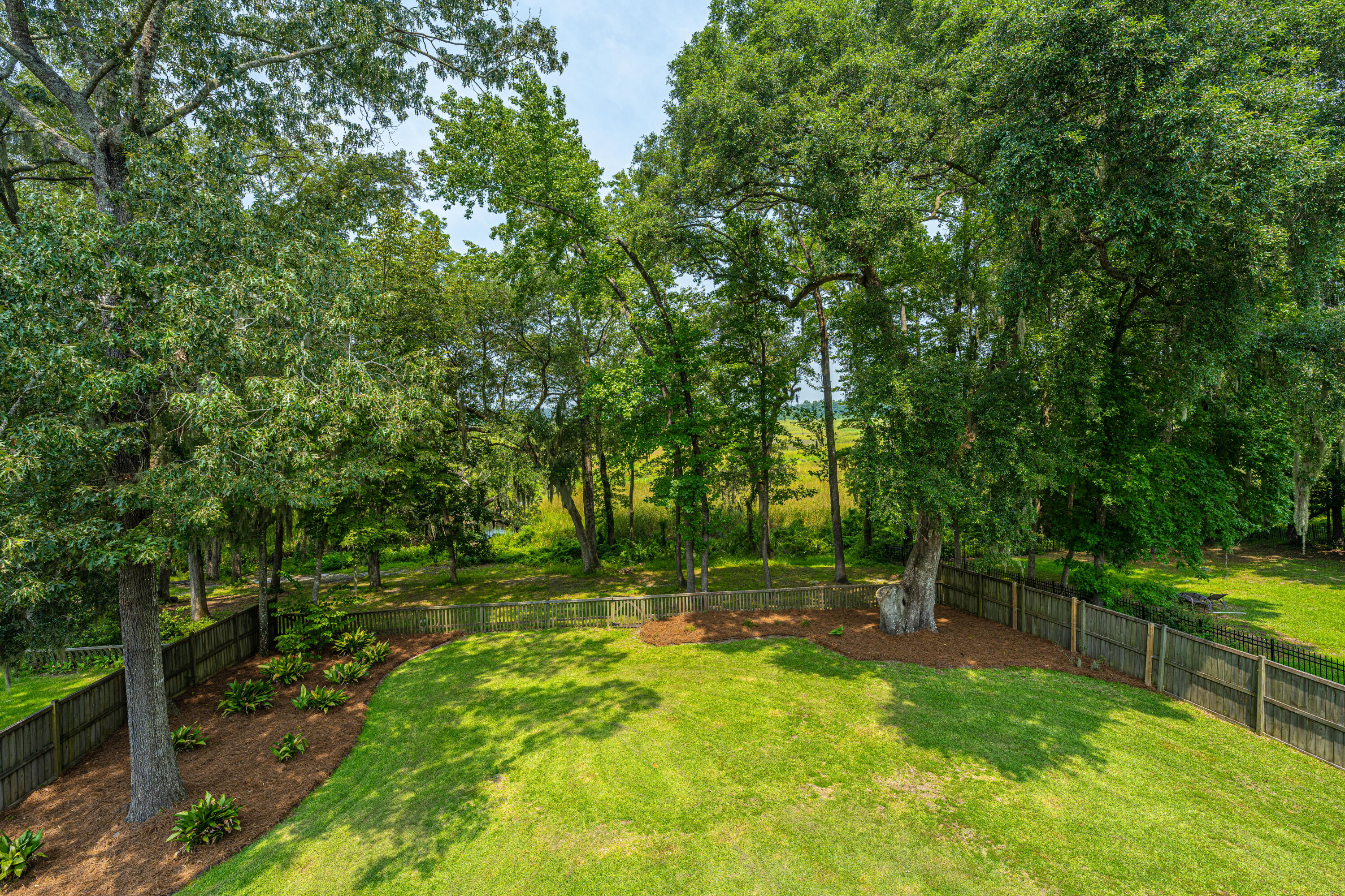 5489 Clearview Drive
