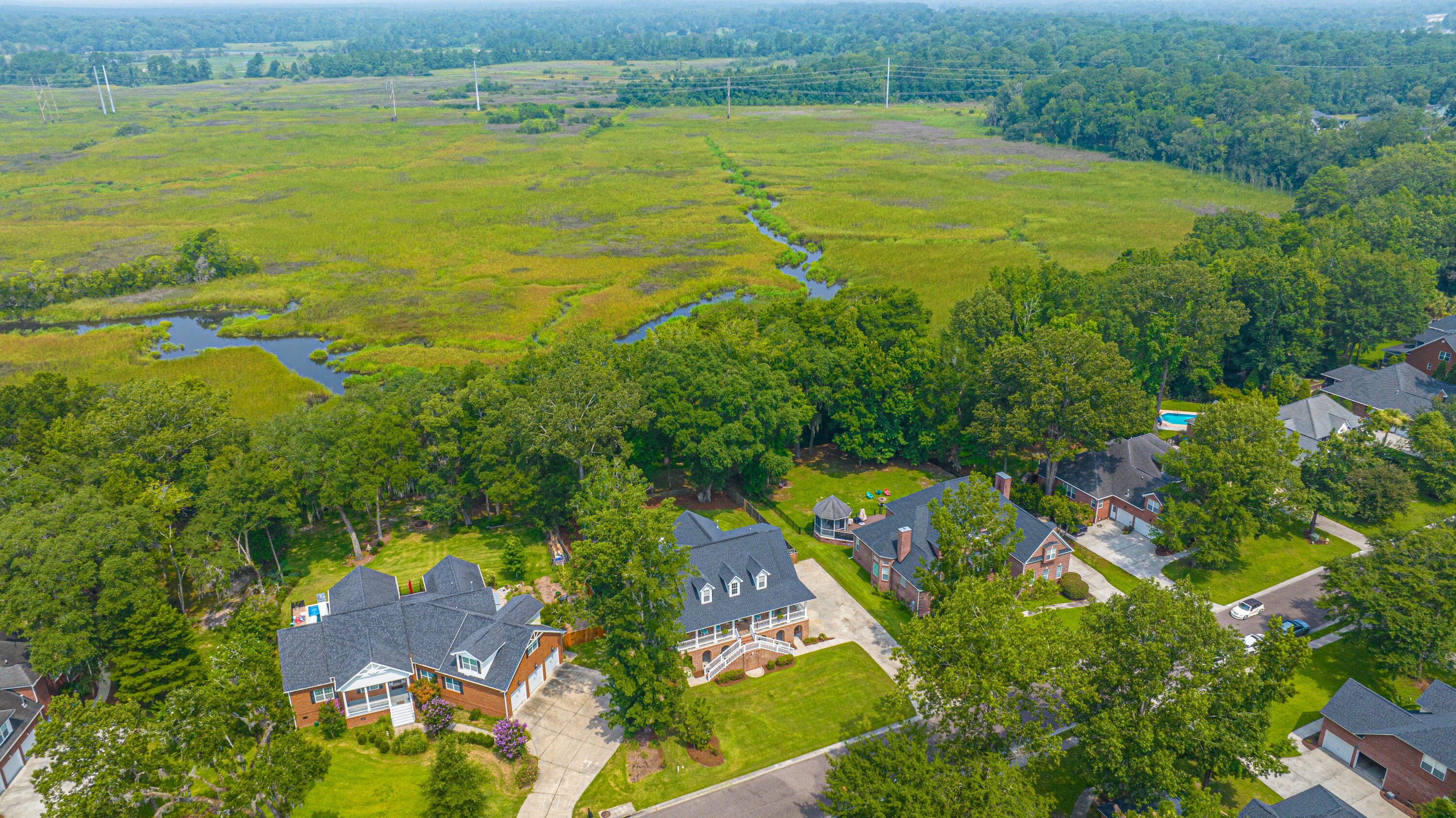 5489 Clearview Drive