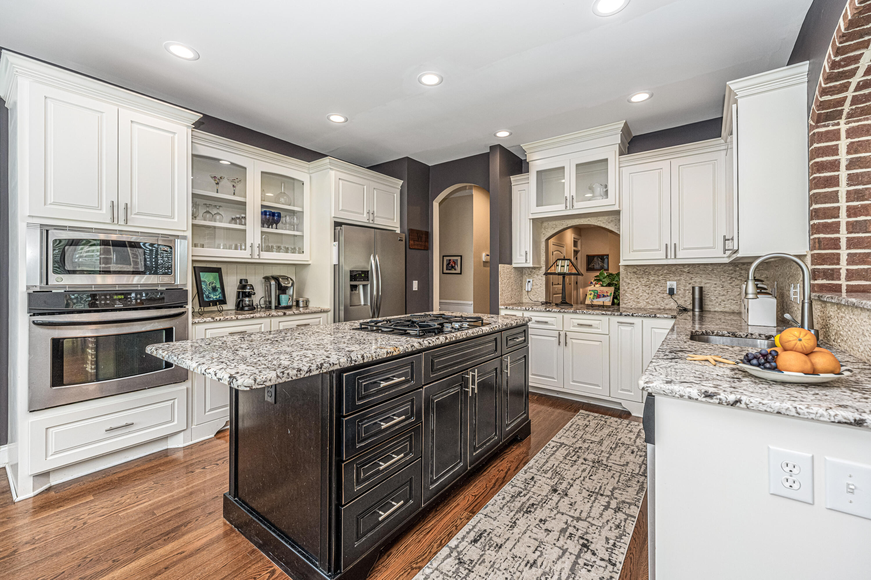 5489 Clearview Drive