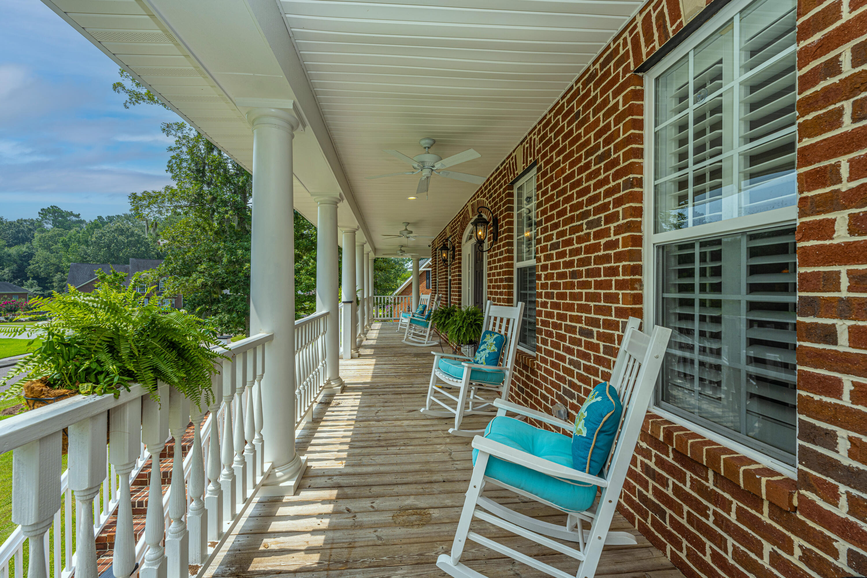 5489 Clearview Drive