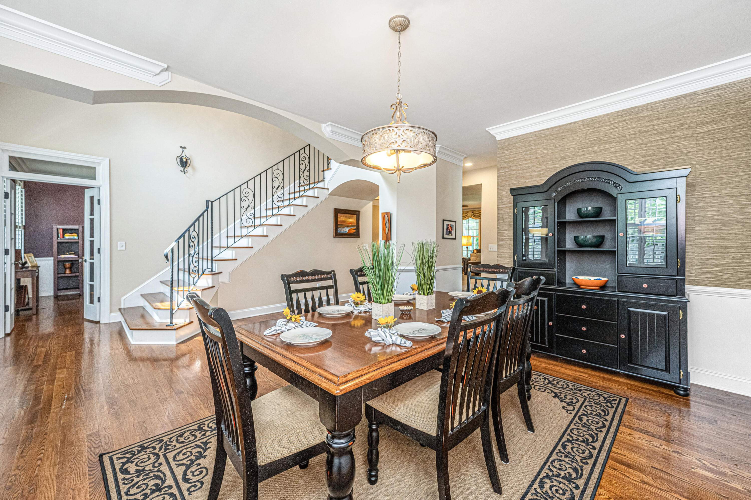5489 Clearview Drive