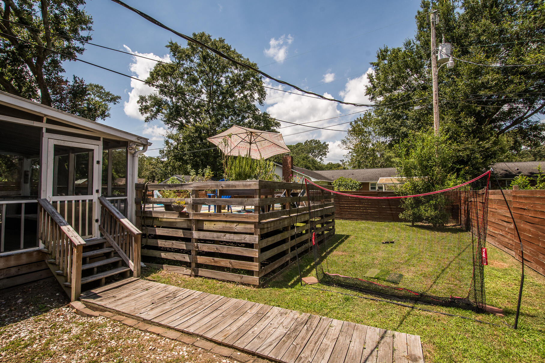 1426 Manor Boulevard