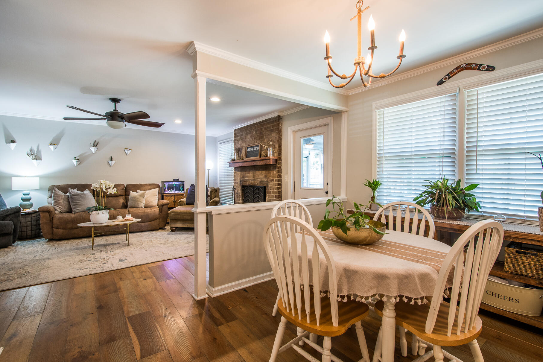 1426 Manor Boulevard