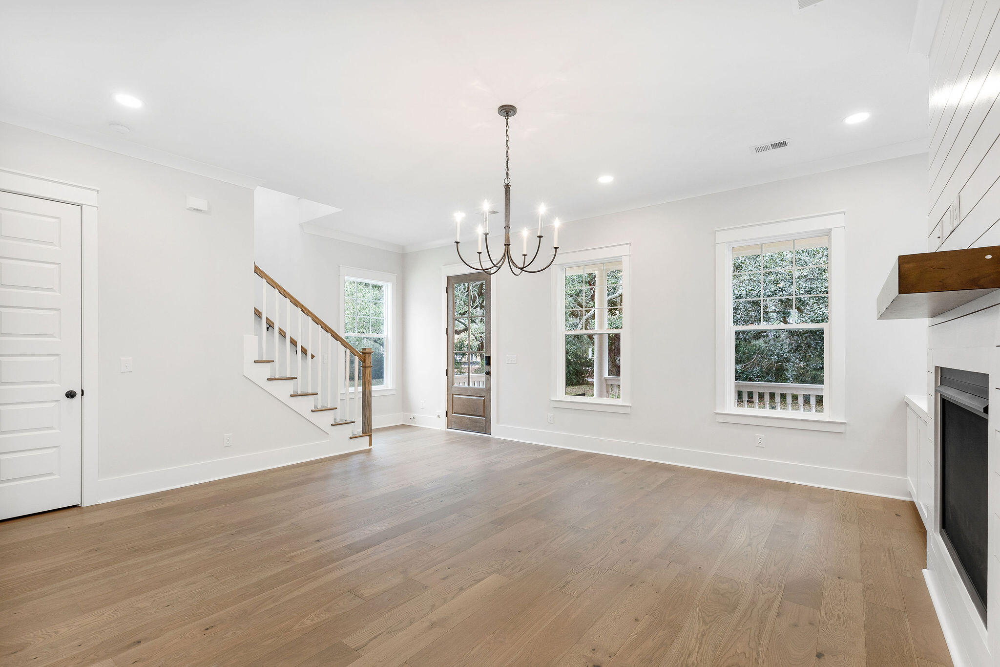 1229 Crooked Oak Road