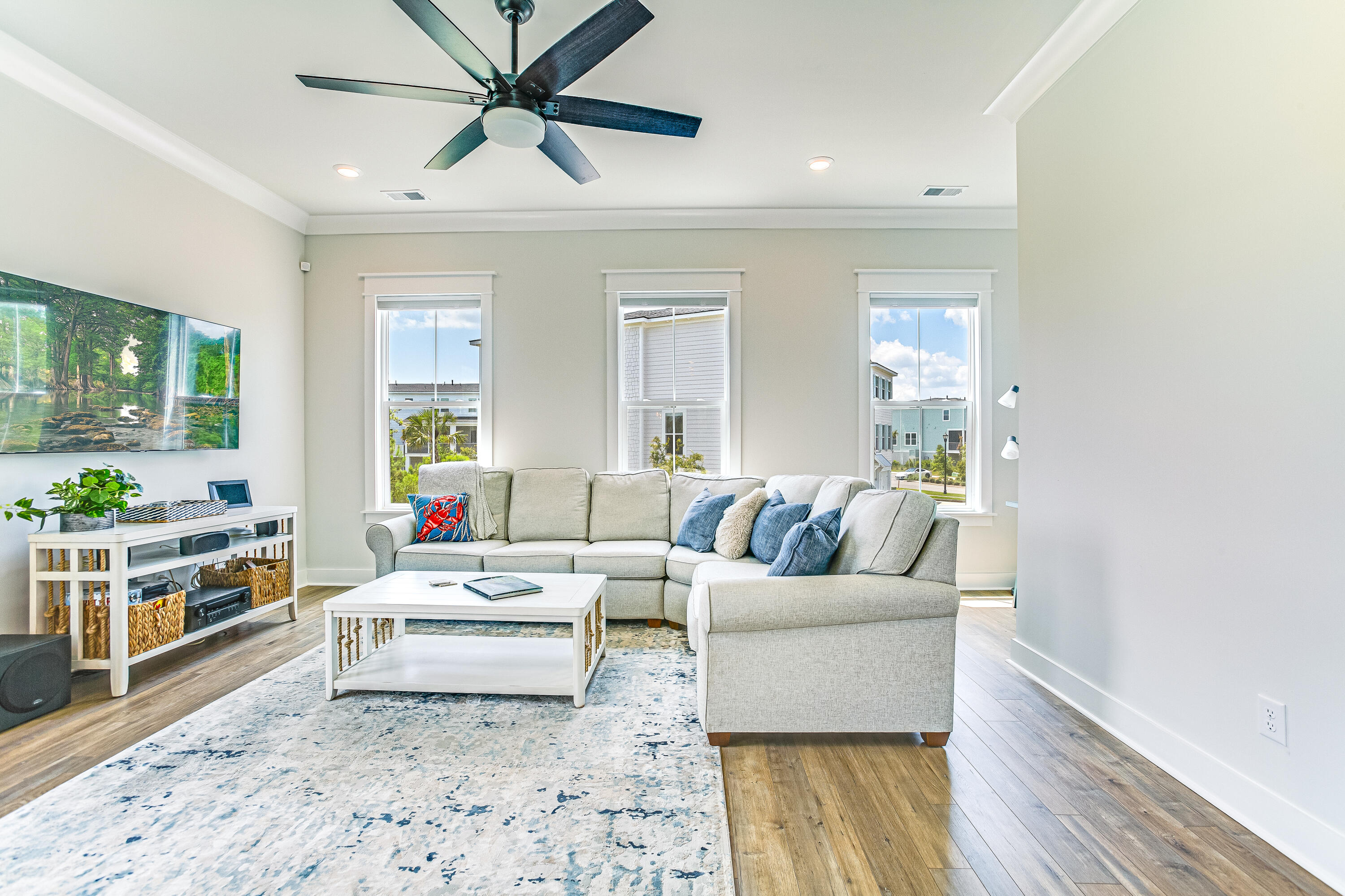 814 Kings Oak Court # 7