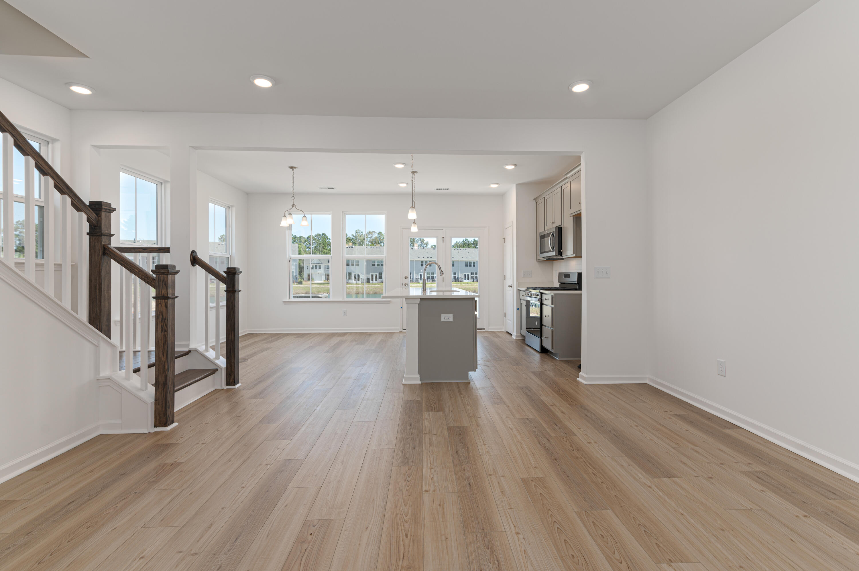 549 Trotters Lane # 229