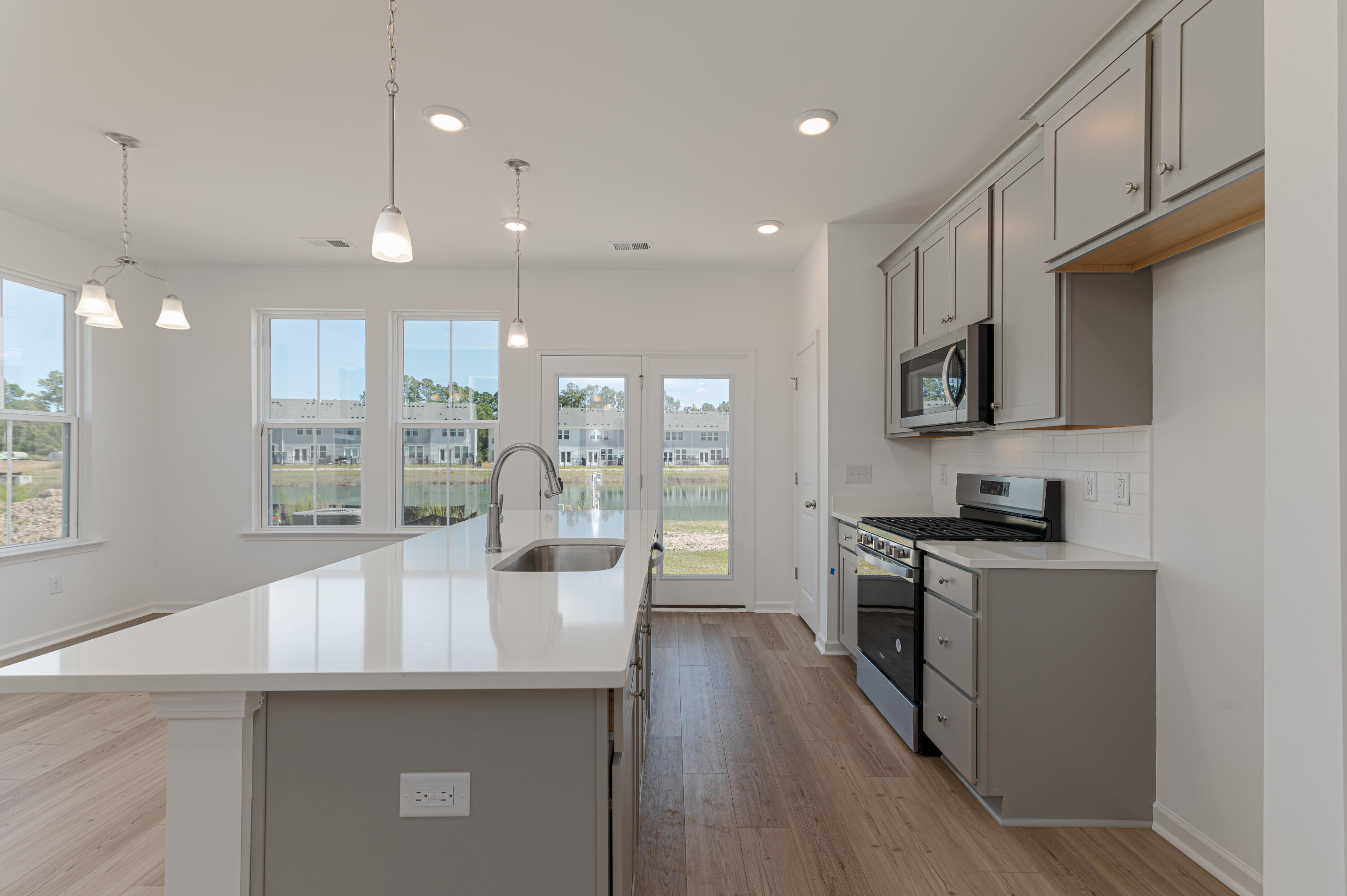 549 Trotters Lane # 229