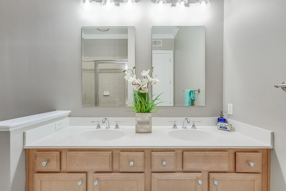 135 Pier View Street # 309
