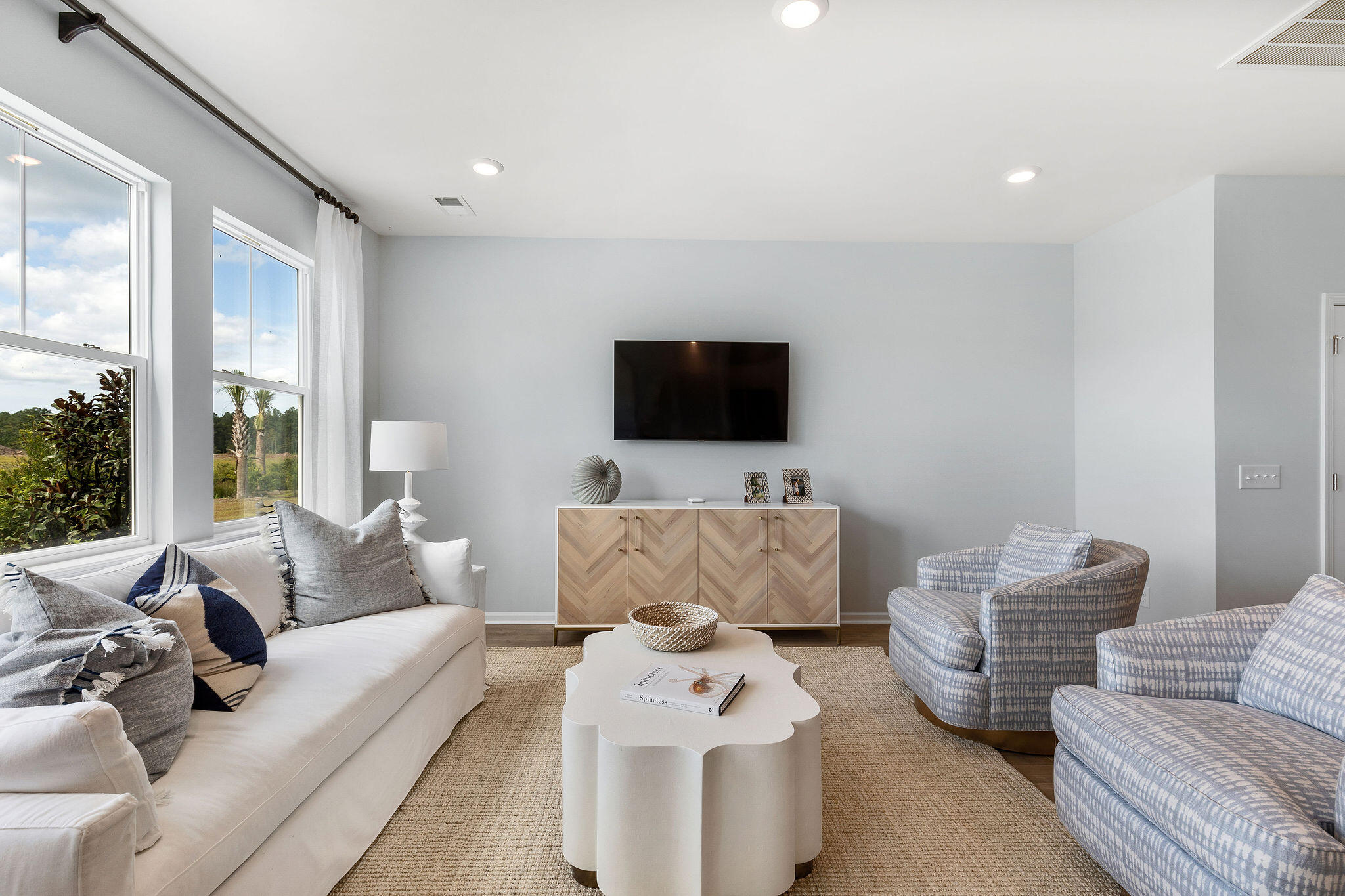 2102 Longhorn Lane