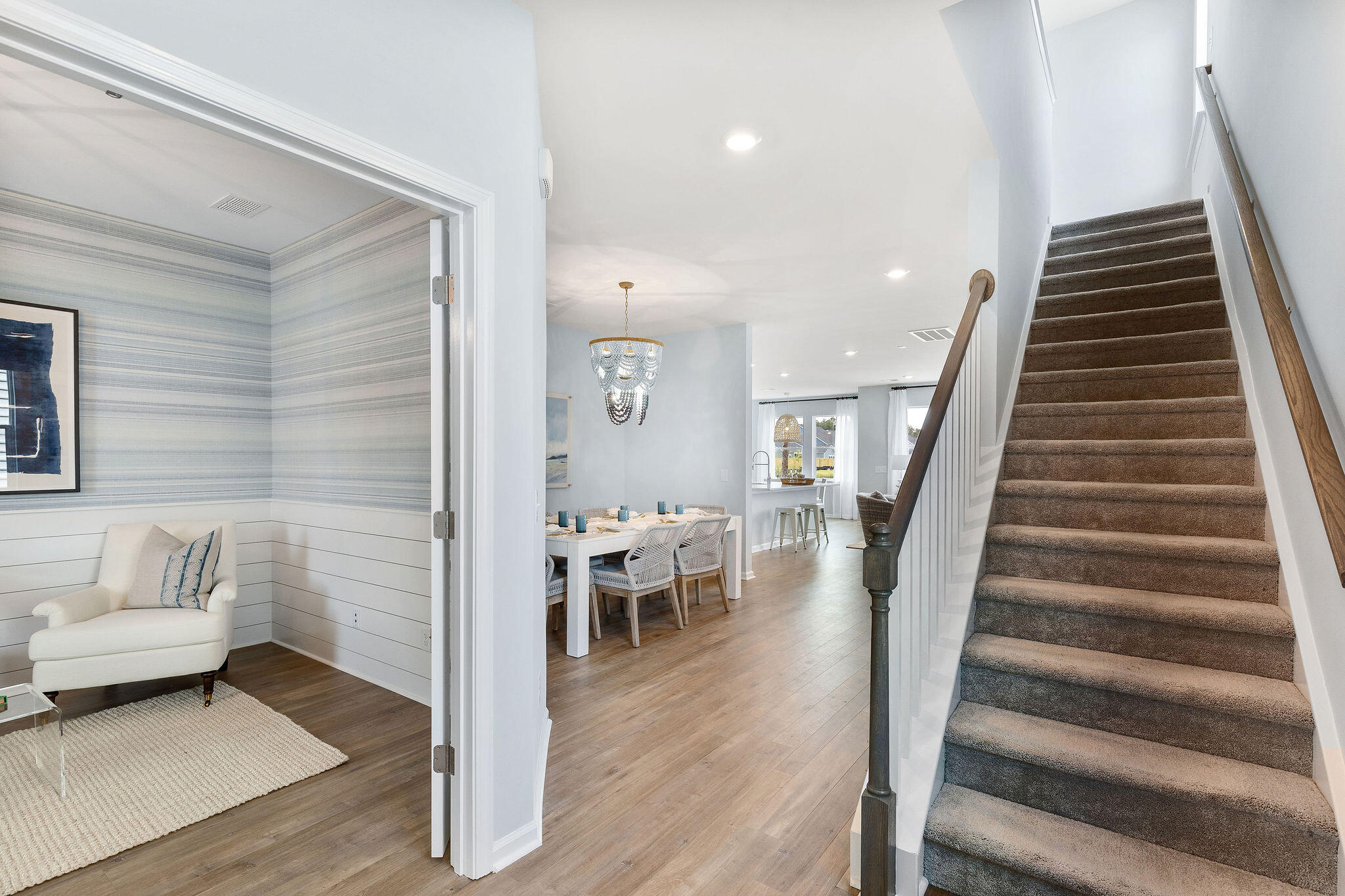 2102 Longhorn Lane
