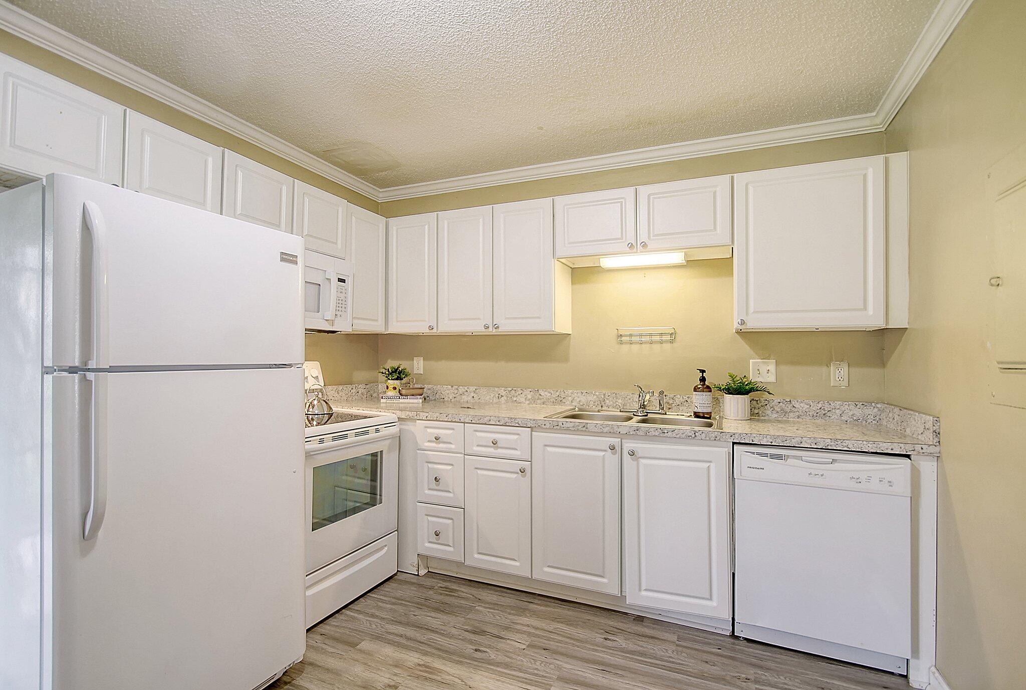 1721 Boone Hall Drive # 1 Unit: J-1